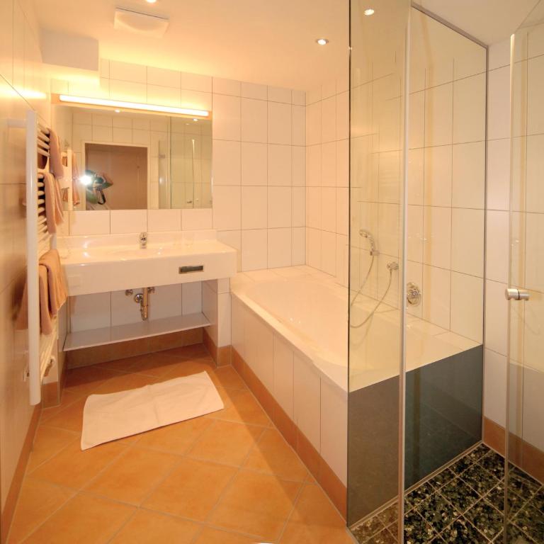 Landhotel Kielhuberhof - Großes Doppelzimmer - 5