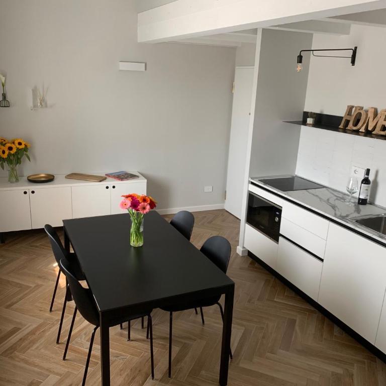 HomeThirtyFour - Appartamento con 2 Camere da Letto - 3
