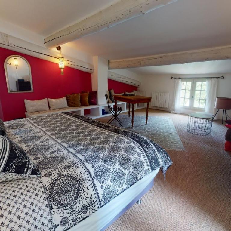 Le Prieuré La Madelène - Chambre Double - Vue sur Piscine - 12