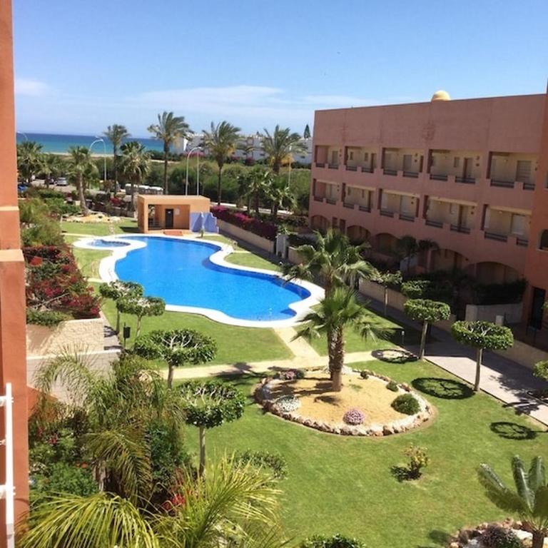 Apartamentos Paraíso Vera Playa, Ed Palmerston, Atico B a pie de Playa, piscina privada en solárium, WI-FI - Apartamento Ático - 9