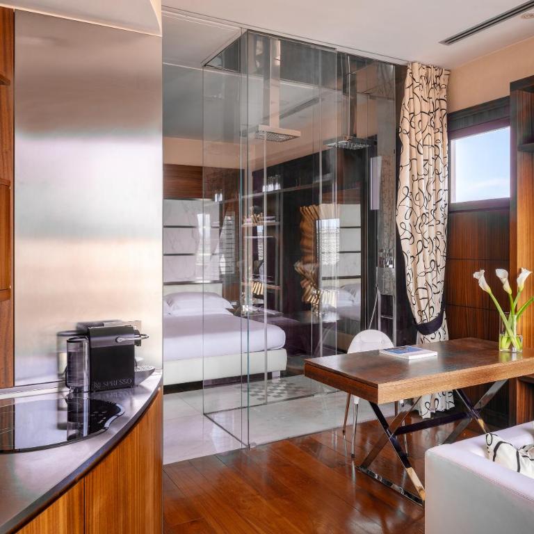 Repubblica Firenze Luxury Apartments | UNA Esperienze - Camera Open Space con Terrazza Privata e Vista Panoramica - 4