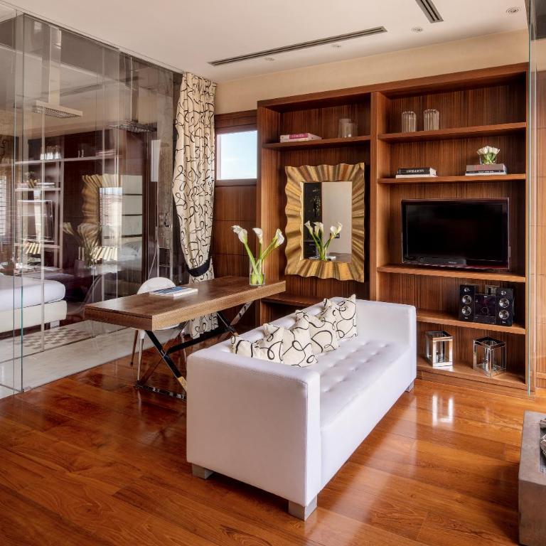 Repubblica Firenze Luxury Apartments | UNA Esperienze - Camera Open Space con Terrazza Privata e Vista Panoramica - 3