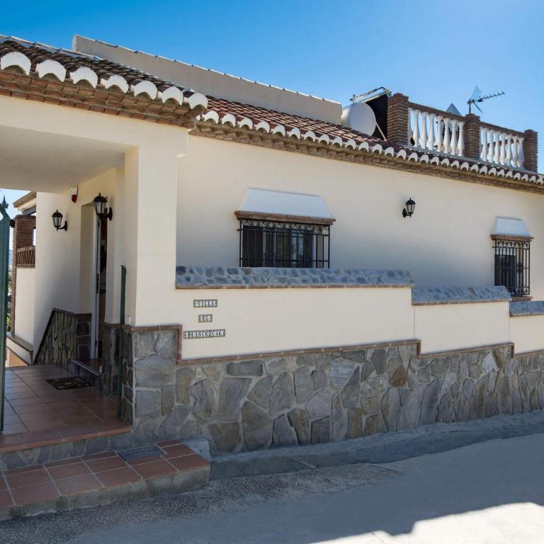 Villa Blancuzcal by Villa Plus - Villa - 18