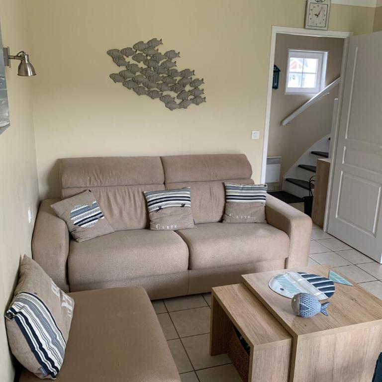 Très jolie maison sur golf proche mer - Three-Bedroom House - 12