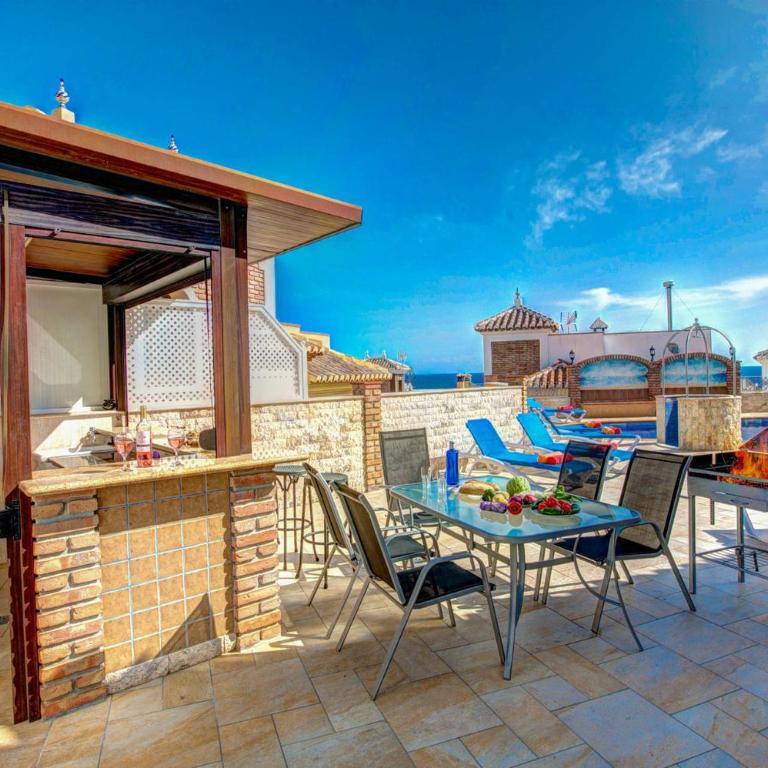Villa Ramos Lara by Villa Plus - Villa - 14