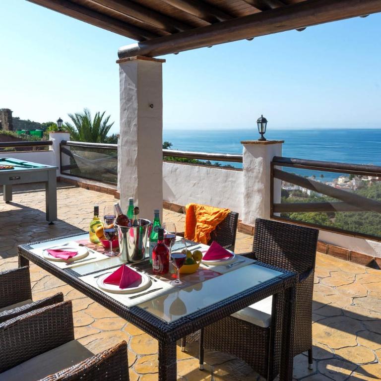 Villa Sol Casanova by Villa Plus - Villa - 3