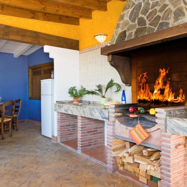 Villa Sol Casanova by Villa Plus - Villa - 10