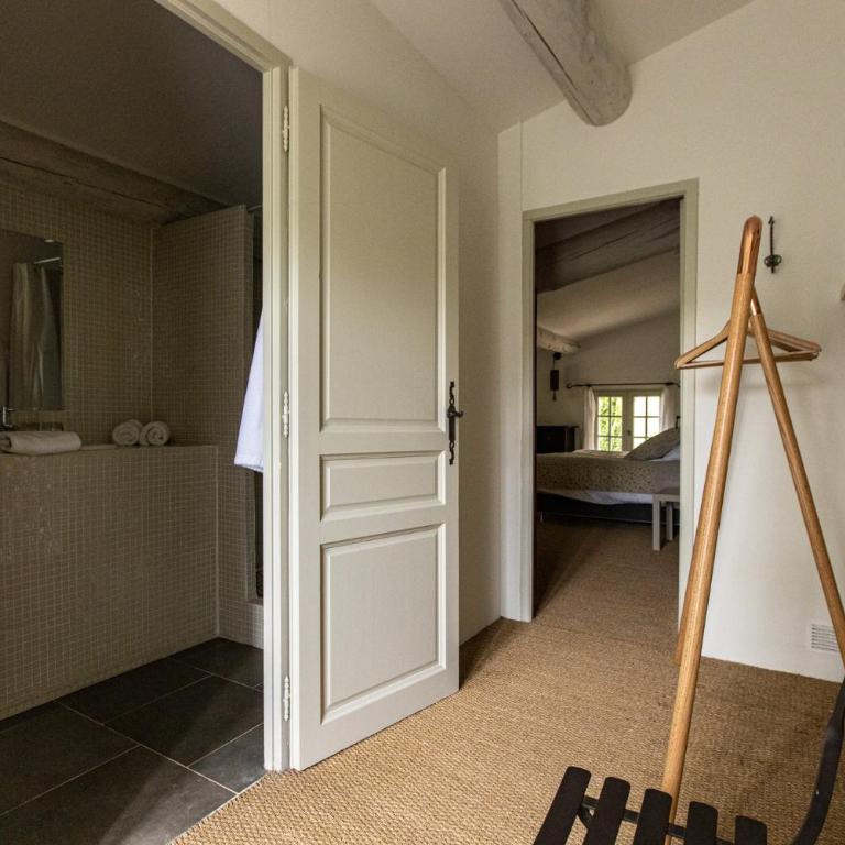 Le Prieuré La Madelène - Chambre Double - Vue sur Piscine - 7