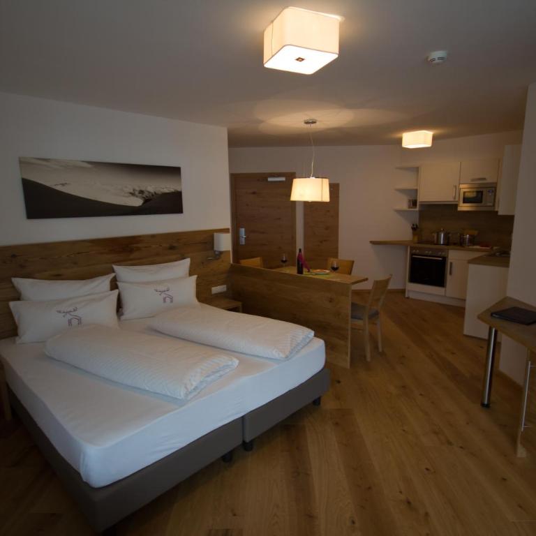 Berglife Appartements - Studio mit Balkon - 3