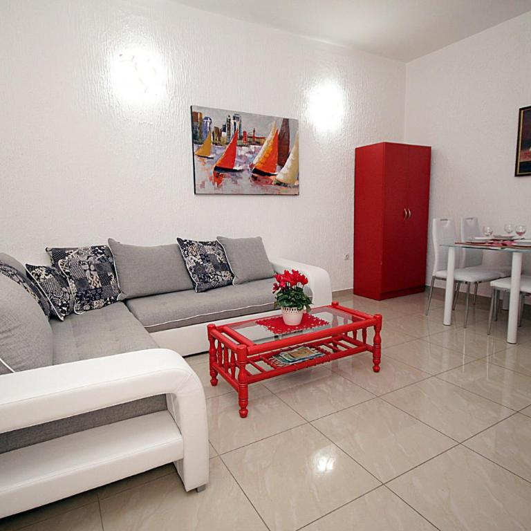 Apartments Kruna Jovanović - Apartman sa 1 Spavaćom Sobom i Pogledom na Vrt - 1