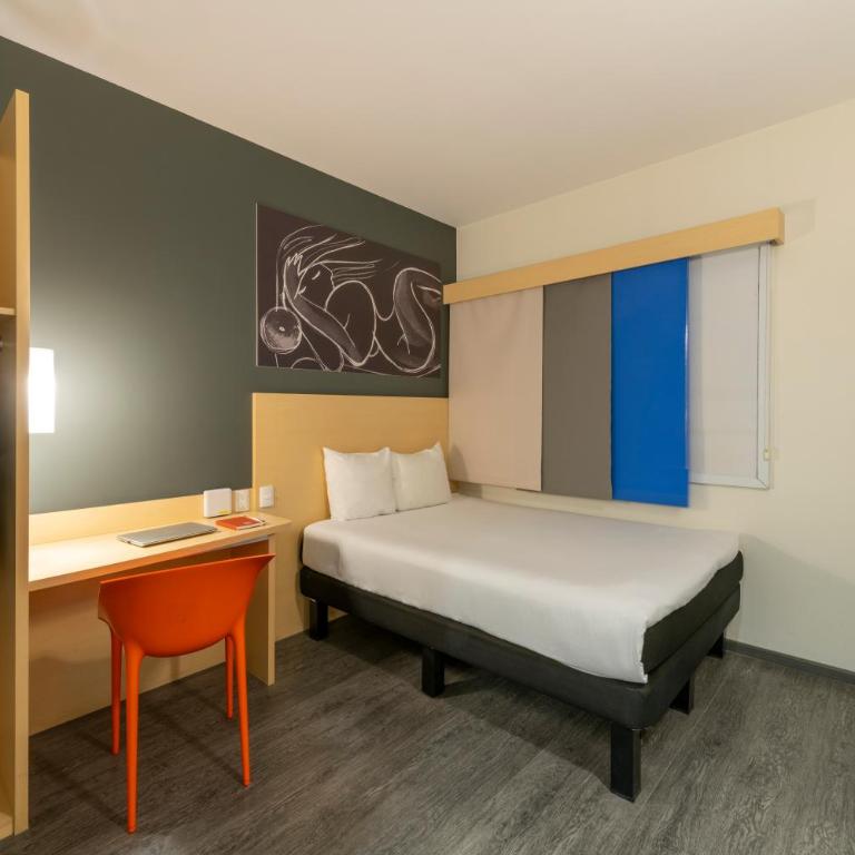 Ibis Queretaro - Standard Queen Room - 8