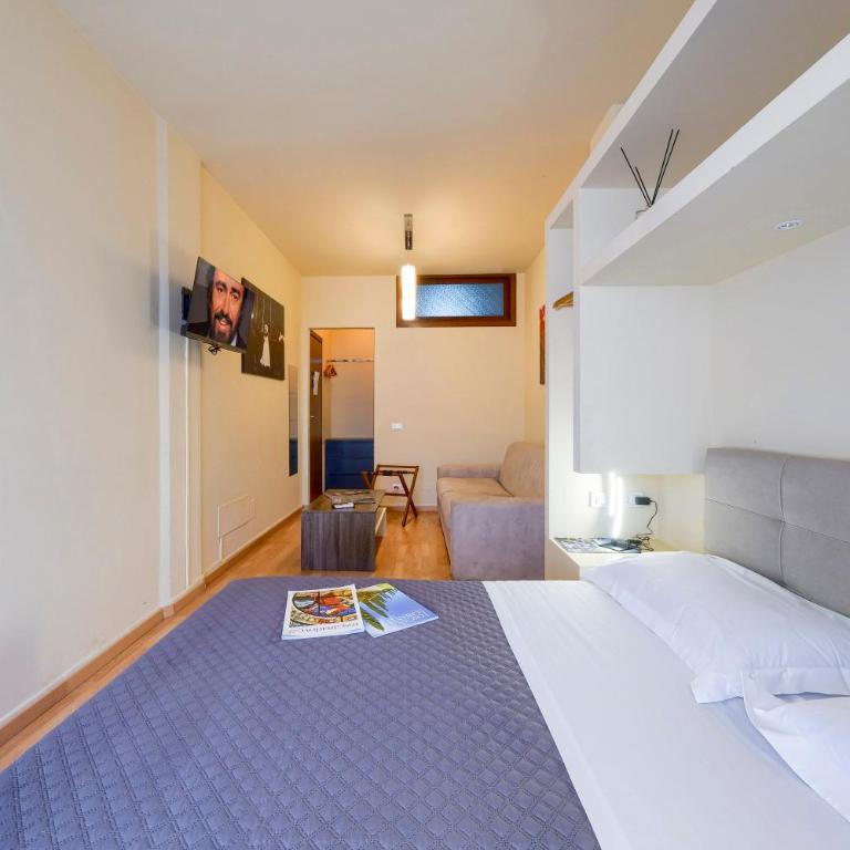 Home Boutique Santa Maria Novella - Camera Queen con Balcone - 7