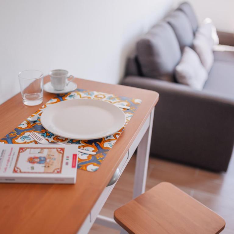 Ottaviano Suite - Elegante attico vista Mare - One-Bedroom Apartment - 13