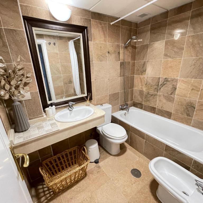 Marbella Pleasant Duplex by Elviria Las dunas beach - Two-Bedroom Apartment - 53