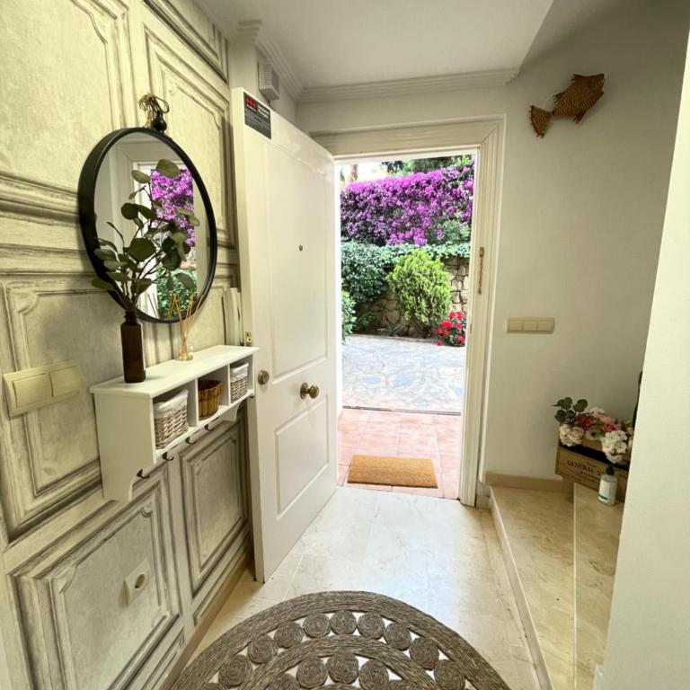 Marbella Pleasant Duplex by Elviria Las dunas beach - Two-Bedroom Apartment - 29
