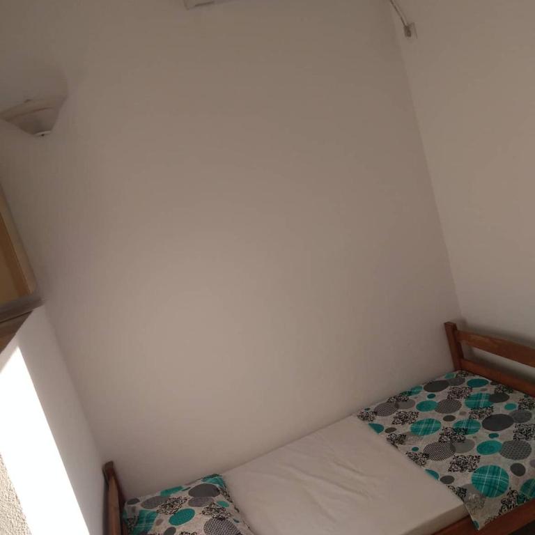 Vito Apartments Sutomore - Dvokrevetna Soba sa Zasebnim Krevetima i Pogledom na More - 5