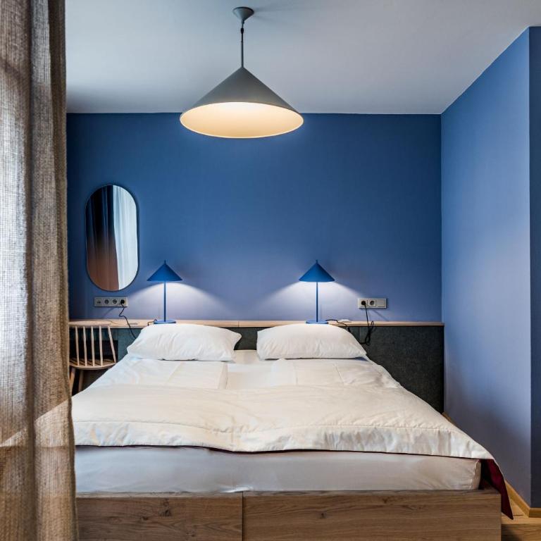 Altstadthotel Weisse Taube - Premium Dreibettzimmer - 3