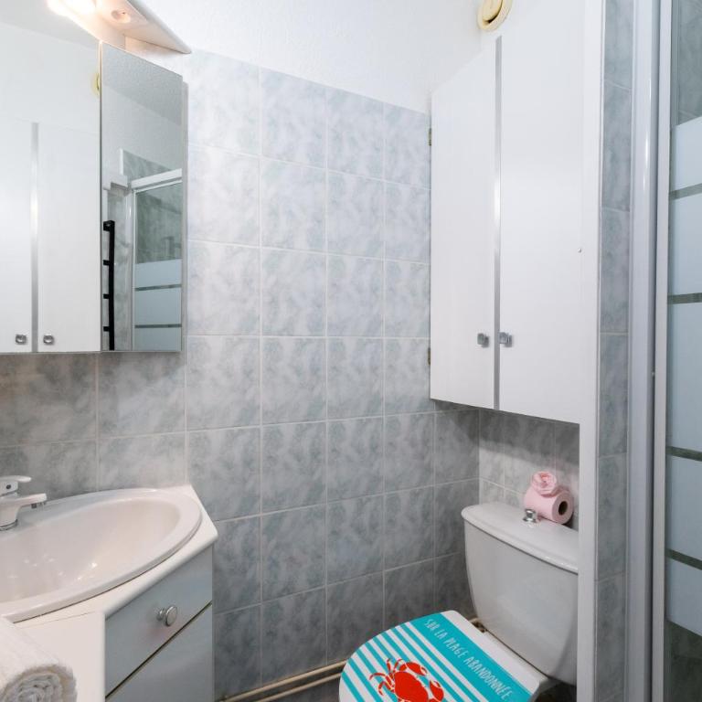 Studio Vasco / confortable / lumineux / parking privé - Studio - 12