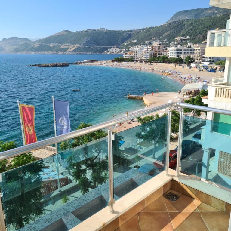 Apartman Dana - Dobre Vode - Two-Bedroom Apartment - 1