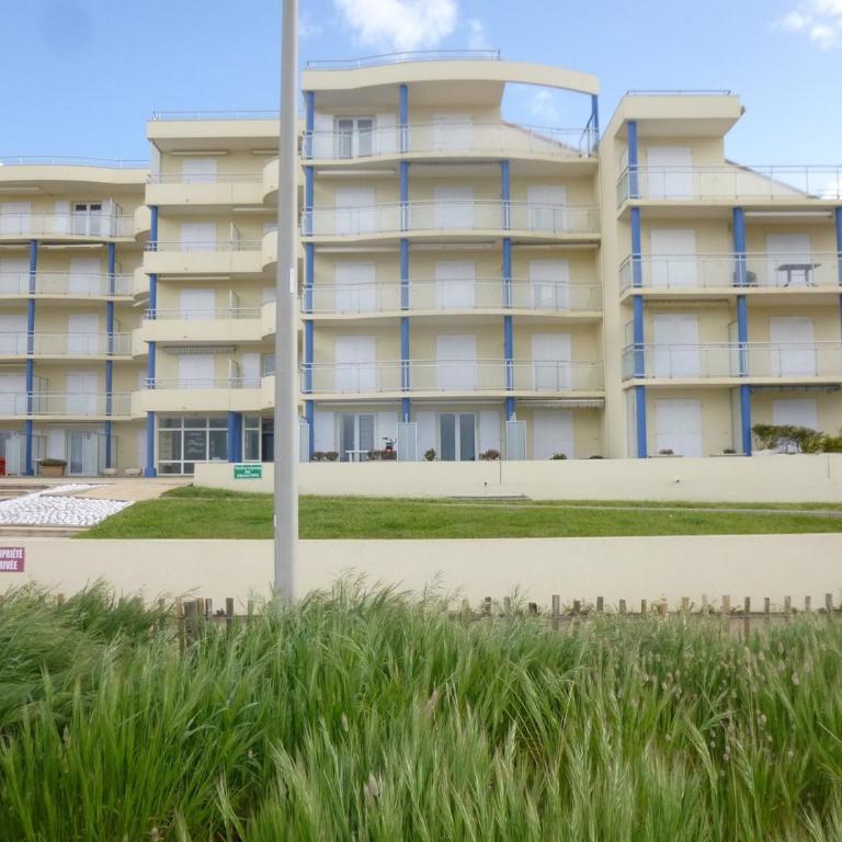 Appartement 2 pièces, balcon vue mer, parking privé, plage des Demoiselles - FR-1-224C-27 - Appartement (4 Adultes) - 2