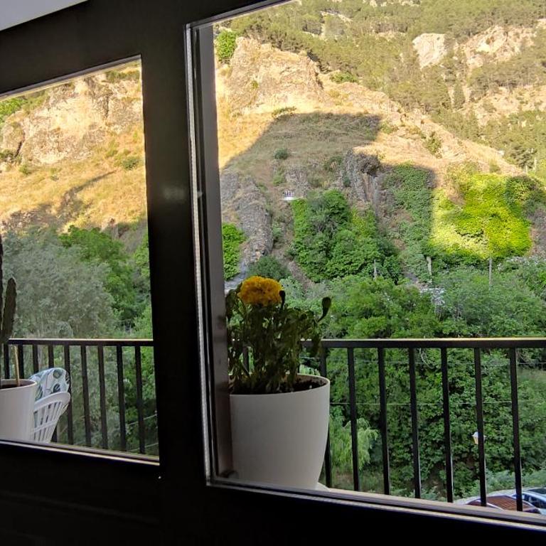 ALOJAMIENTO YOLANDA CAZORLA - Two-Bedroom House - 17