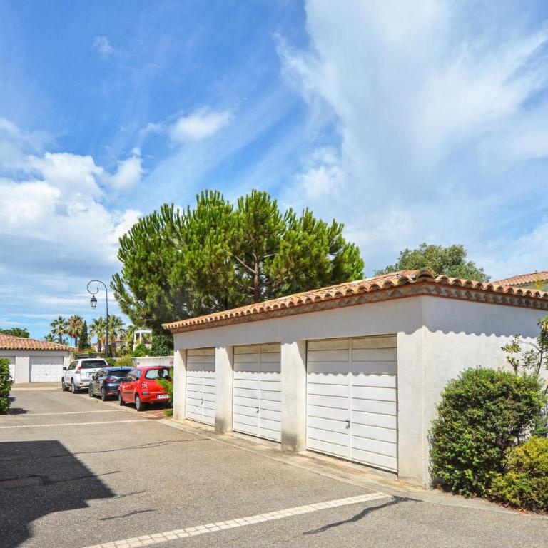 Lovely Home In Aigues-Mortes With House Sea View - Ferienhaus mit 2 Schlafzimmern - 8