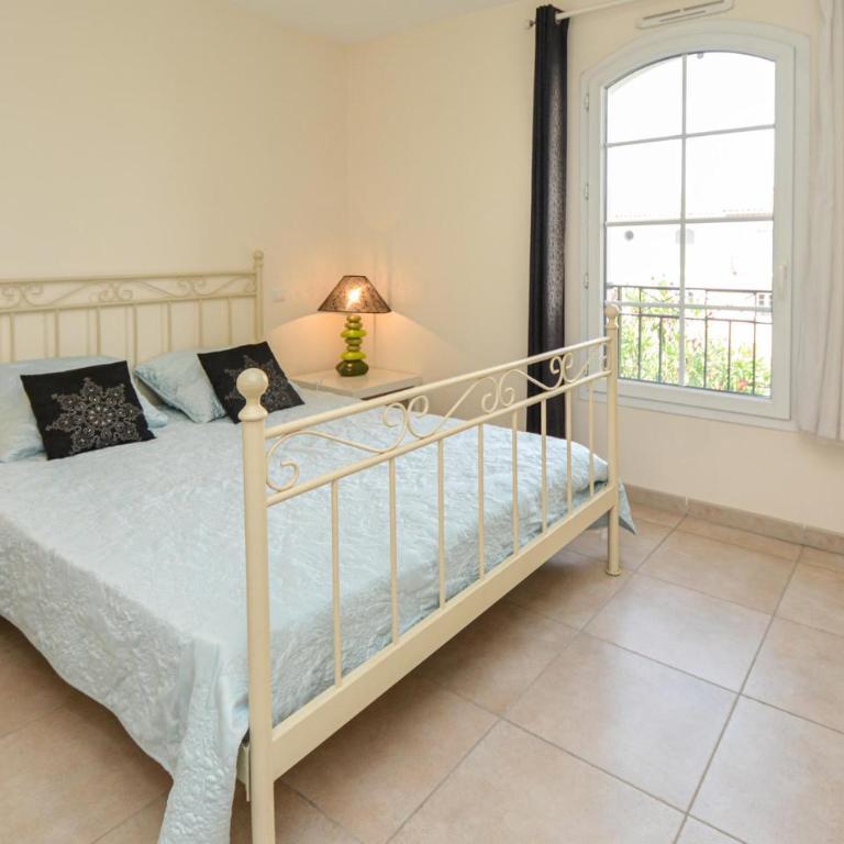 Lovely Home In Aigues-Mortes With House Sea View - Ferienhaus mit 2 Schlafzimmern - 7