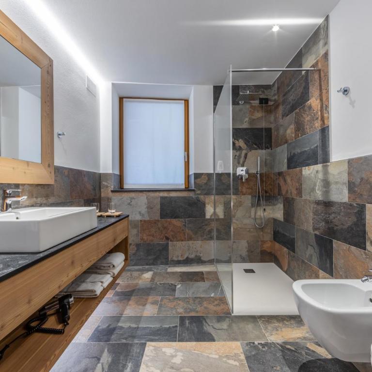 Hotel Vittoria - Ricarica l'anima - Suite Junior con balcón - 2