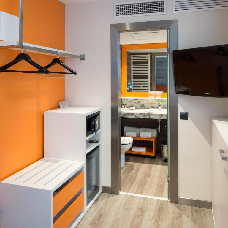 Catalonia Mikado - Double Room - 6