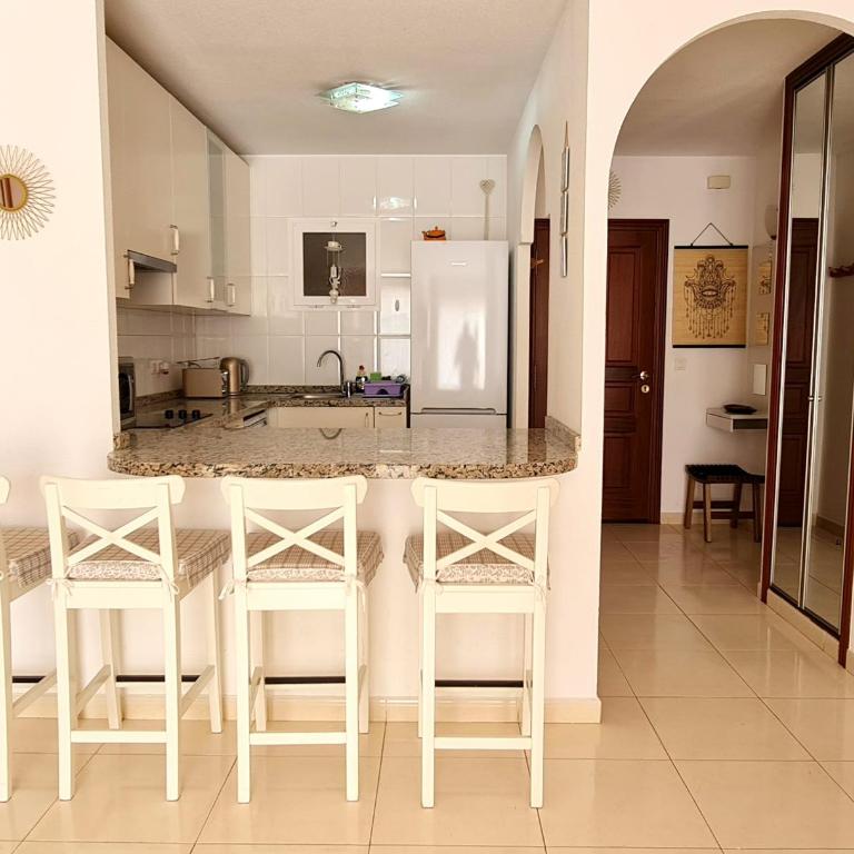 Cozy 2 Bedroom Apartment in Costa Adeje - Apartamento de 2 dormitorios - 13