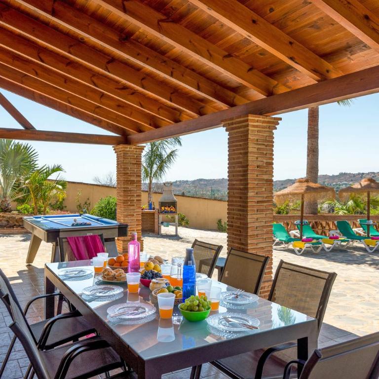 Villa Alma by Villa Plus - Villa - 11