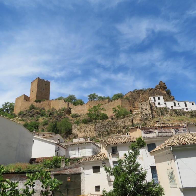 ALOJAMIENTO YOLANDA CAZORLA - Two-Bedroom House - 66