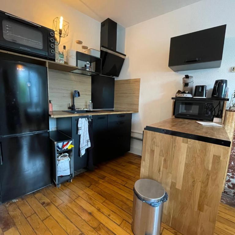 Appartement 2 pièces centre de Vannes avec Parking privé - Appartement 1 Chambre - 3