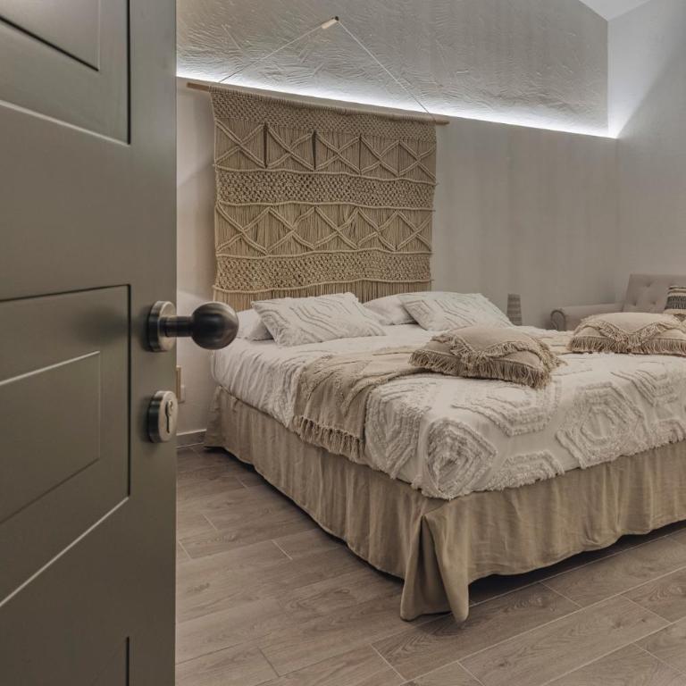Dimore D'Avalos Boutique bed & breakfast - Camera Tripla con Bagno Privato - 1