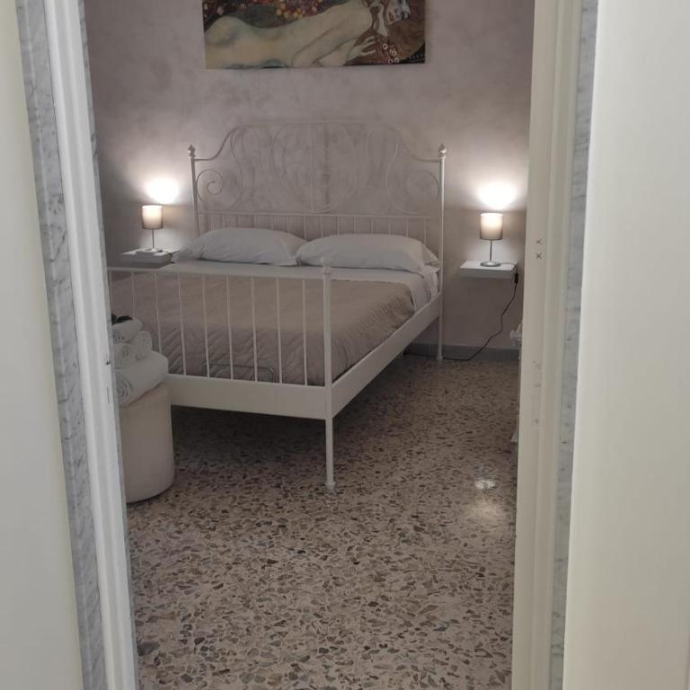 Blu House - Three-Bedroom Apartment - 22