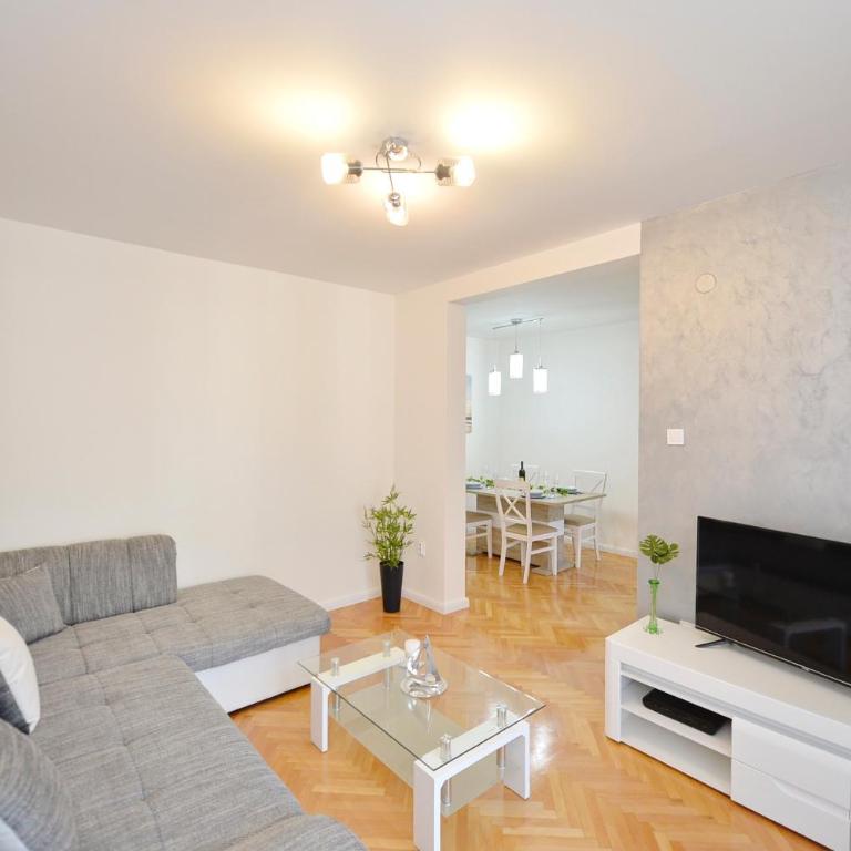 Unico apartman - Two-Bedroom Apartment - 18