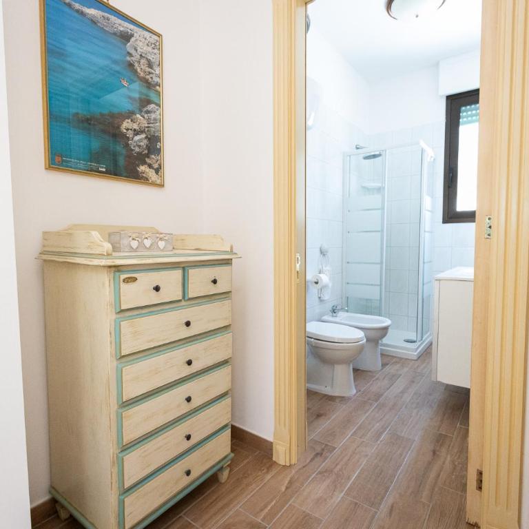 Leo House - Two-Bedroom House - 37