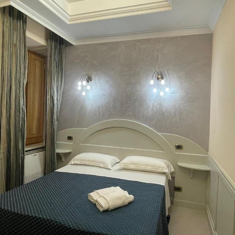 Casa di Stefano - Camera Budget Matrimoniale/Doppia con Letti Singoli - 7