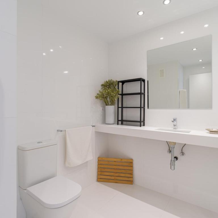Luxury Bakus Canteras Beach - One-Bedroom Apartment with Partial Sea Views - 6