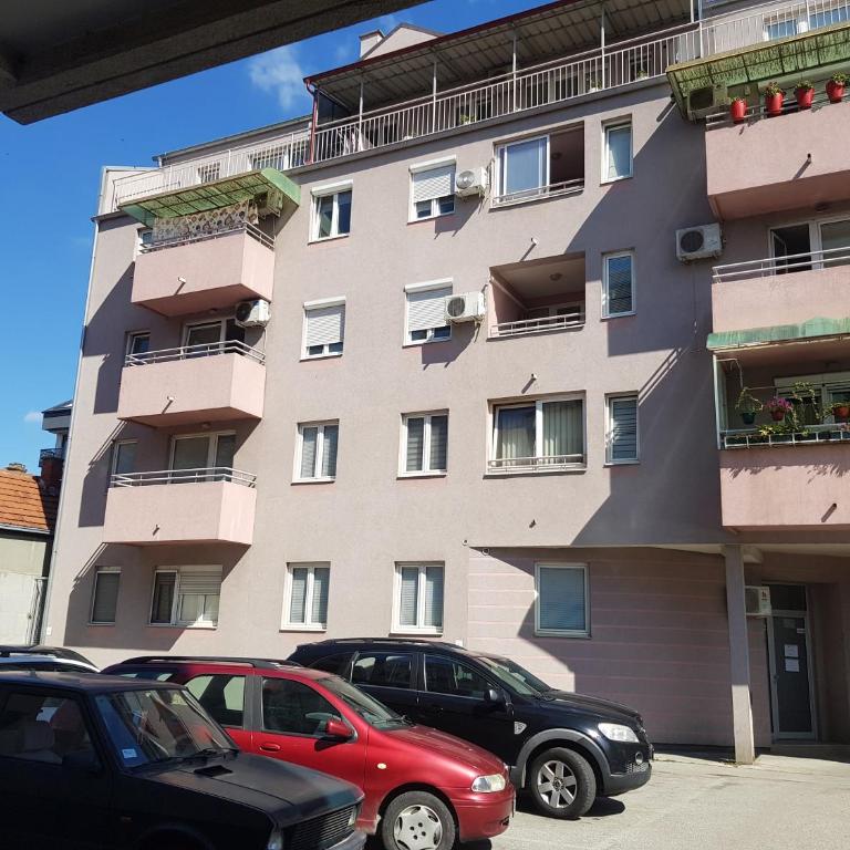 Rajiceva 5- apartman sa prostranom terasom i garaznim mestom - One-Bedroom Apartment - 20