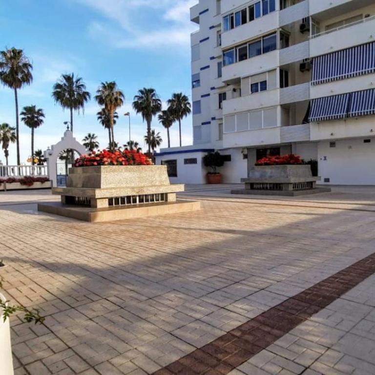 1ª Línea de Playa, 2 Dormitorios, plaza de garaje - Two-Bedroom Apartment - 20