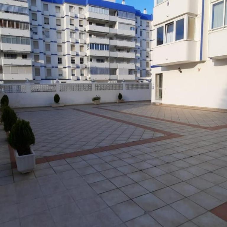 1ª Línea de Playa, 2 Dormitorios, plaza de garaje - Two-Bedroom Apartment - 44