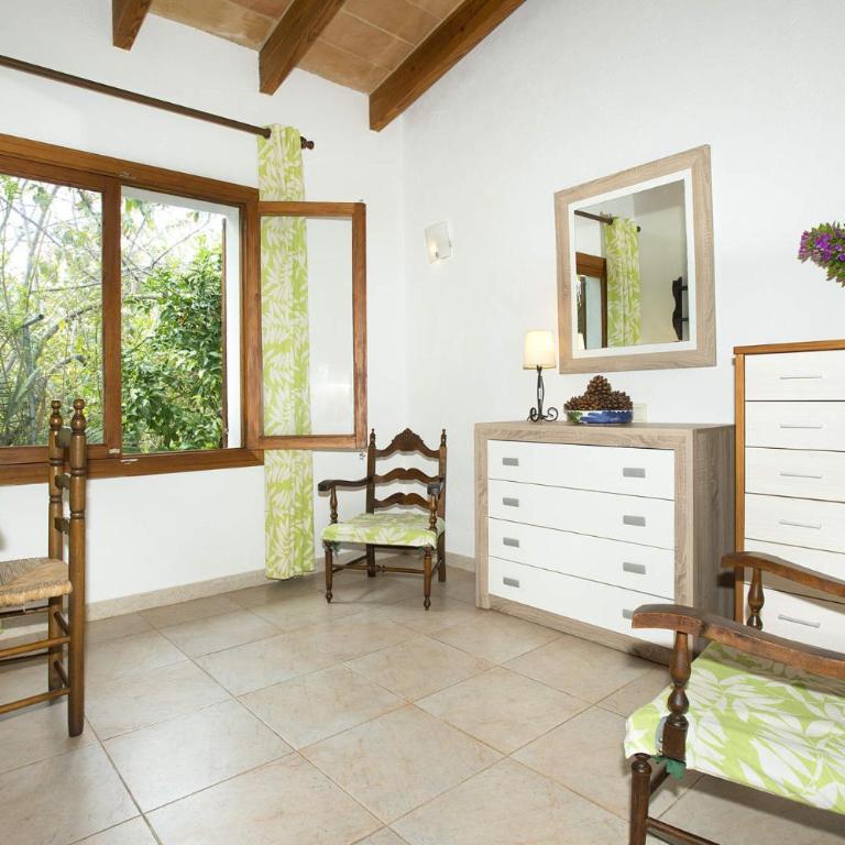 Villa Perez by Villa Plus - Villa - 11