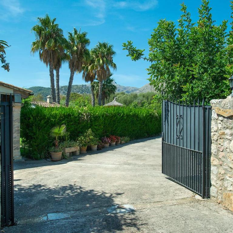 Villa Perez by Villa Plus - Villa - 23