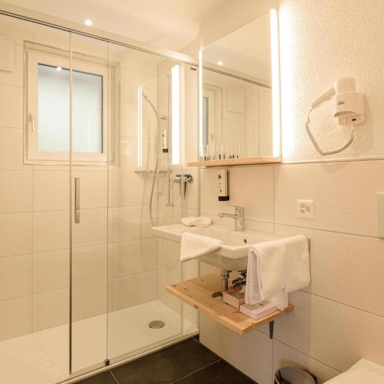 Hotel Caprice - Grindelwald - Superior Doppelzimmer - 8