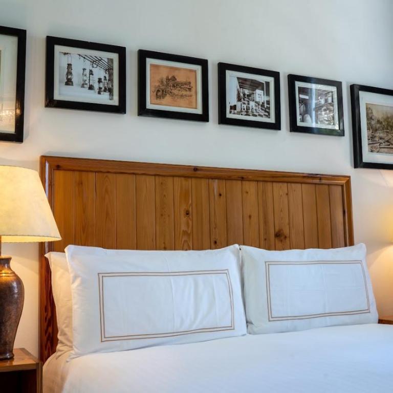 Narbona Wine Lodge - Suite with Wine Cellar View - 1