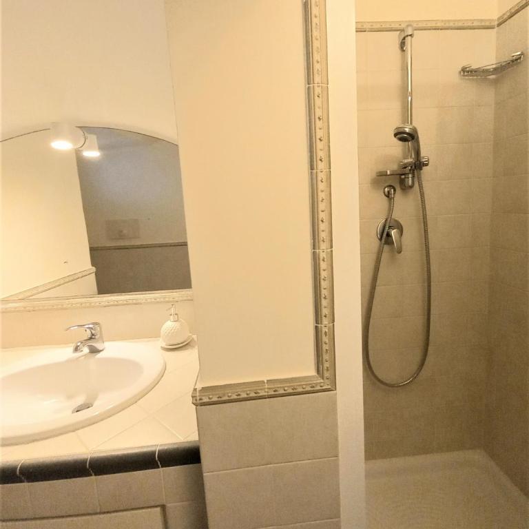 Camere Urbevetus - Camera Matrimoniale con Letto Supplementare - 18