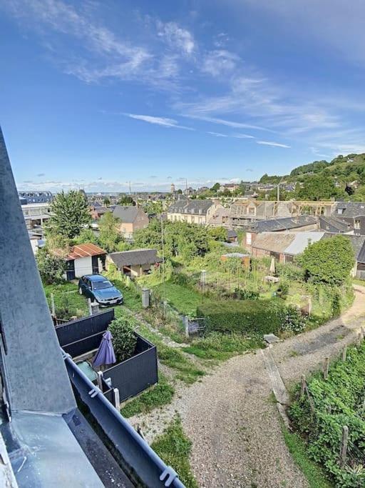 Les Mouettes. Appart Honfleur 4 personnes vue pont de Normandie - Apartment mit 1 Schlafzimmer - 5