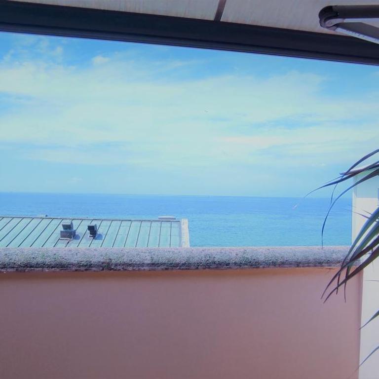 Hotel Antares - Suite Deluxe con Vista Mare - 5