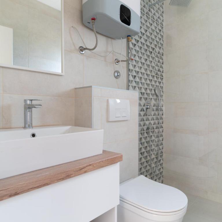 Bunica Spring Villa - Villa - 41